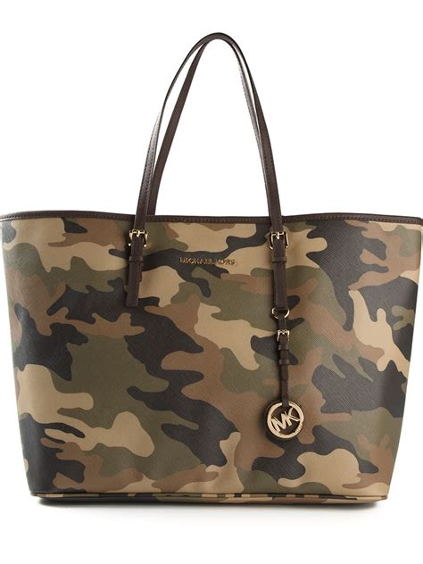 michael kors camo tote bag